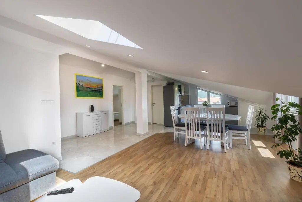 Apartment Grand — luksuzna spavaća soba